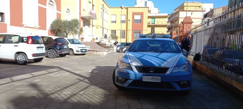 Ignoti Entrano All'ex Ospedale E Danneggiano Ambienti. Interviene ...