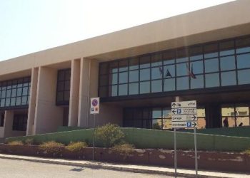 Si combatte ancora per il Tribunale. Ieri mattina un’altra protesta con poca affluenza