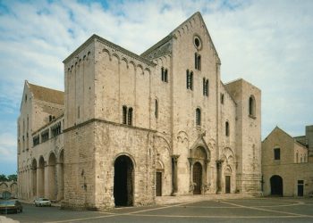 Notti Sacre. Arte, musica, pensiero, preghiera, spettacolo nelle chiese di Bari Vecchia