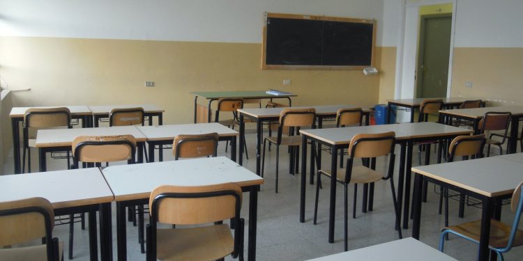 Edilizia scolastica. Dalla Regione altri 700 mila euro per le scuole bitontine. Ora è il turno della Cassano