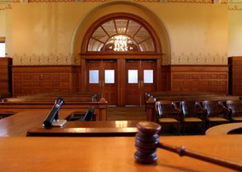 Con la (non solo paventata) chiusura del tribunale aumenta la rabbia dei bitontini