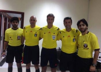 CALCIO – Il Toto arbitro indossa il “gutra” e vola in Qatar per seguire Beppe De Pinto