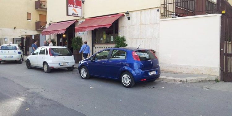 Ultim’ora. Rapinato bar in via Planelli, lieve malore per una donna incinta