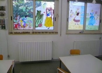 Termosifoni spenti a scuola, le lezioni riprendono al freddo