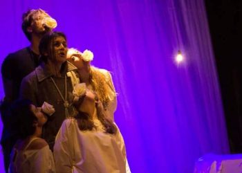“Tu non sai”. La poesia a teatro: quante emozioni sulle orme di Alda Merini