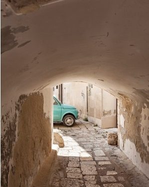 A Bitonto, Varchi di Puglia, mostra fotografica per una guida illustrata alla Città Metropolitana