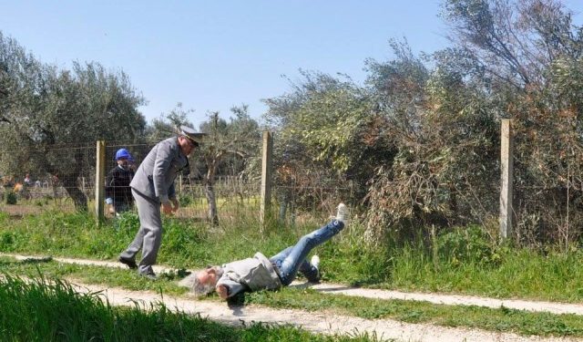 E domani sera, alle 19, comizio di Gino Ancona sulla mattanza degli ulivi