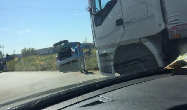 Ennesimo brutto incidente sulla Sp 231 (ex SS 98), tir manda fuori strada un’auto