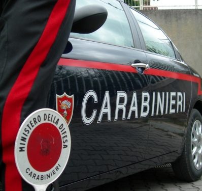 Tentano di rubare rame sulla tratta Santo Spirito-Bitonto, ma i Carabinieri li mettono in fuga