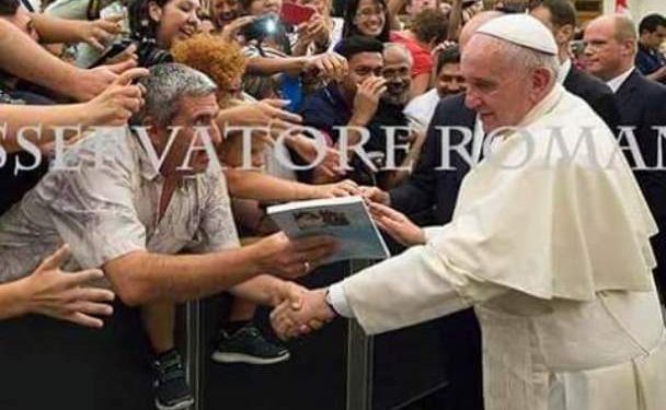 L’Arciconfraternita dell’Immacolata di Bitonto in udienza da Papa Francesco in Vaticano