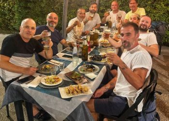 “Un tuffo per Ciccio Marrone 3”, un gruppo d’amici ricorda la Voce degli Angeli nel giorno del suo compleanno