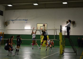 VOLLEY – Esordio casalingo col botto: la Just British Bitonto schianta 3-0 il Città di Bari Volley