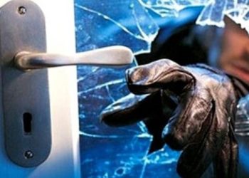 Svaligiato un bar nella scorsa notte: sigarette e gratta e vinci il bottino