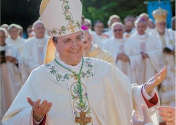 “Gesti d’amore e misericordia”. Da Cassano all’Jonio, gli “auguri non scontati” di Monsignor Savino
