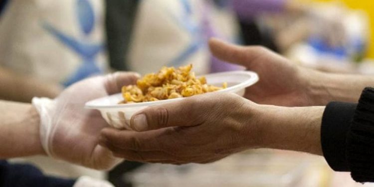 “Aggiungi un posto a tavola”. Se la solidarietà alimentare la fanno direttamente le famiglie