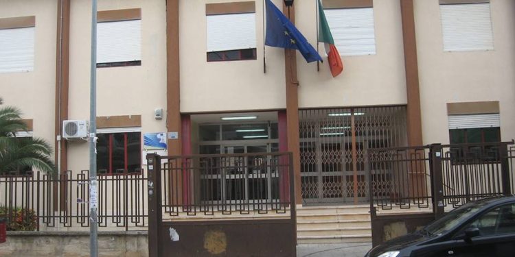 L’Itis “Alessandro Volta” piange la scomparsa dell’ex preside Pino Greco