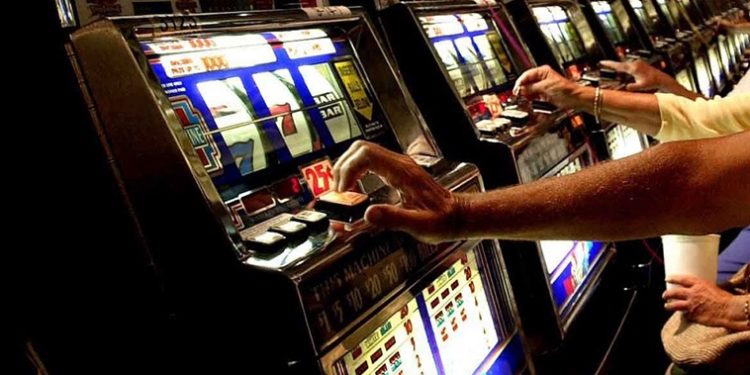 Gioco d’azzardo. Bitonto è un Comune virtuoso: ben sette sale chiuse negli ultimi 12 mesi