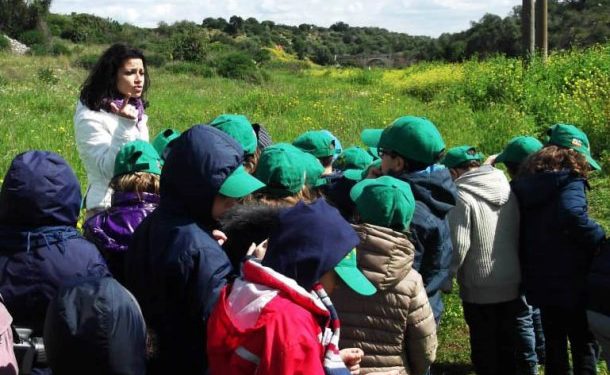 “La Finestra Viola”. Lama Balice, visita guidata e laboratorio didattico con Tracceverdi e Lefabulé