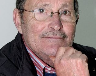Provincia. Monno si dimette e torna il prof. antonio Sblendorio. Che ne ha davvero per tutti…