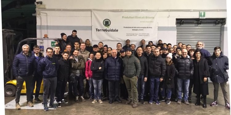 “A lezione nel territorio”. Una full immersion nell’agro-industria olearia per gli studenti dei Corsi Serali dell’I.I.S.S. “Volta – De Gemmis”