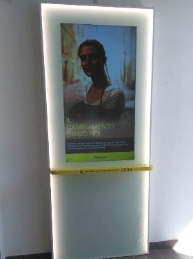 Nell’Ufficio Postale Bitonto Centro sempre connessi, da oggi ricariche gratuite smartphone e tablet