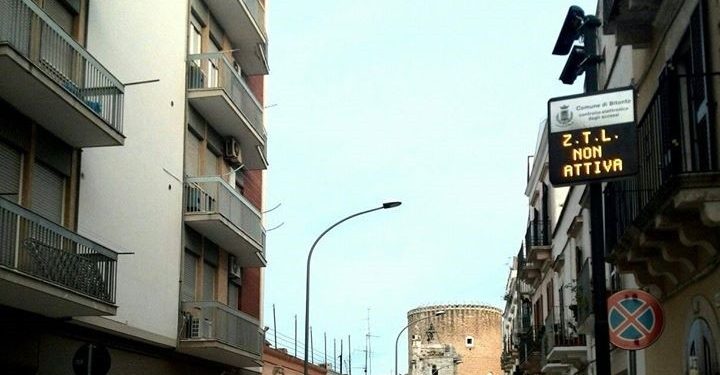 Scaduti i permessi ZTL rilasciati nel 2015. Dal 1° settembre è possibile chiederne il rinnovo