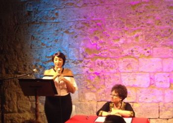 Versi, note e magia. Carla Abbaticchio racconta il successo del suo quarto reading poetico