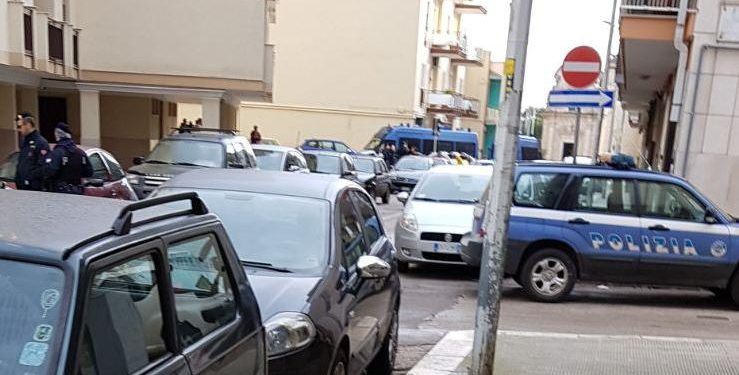 Proseguono senza sosta i controlli a tappeto in città. Setacciate le case popolari di via Crocifisso e via Pertini