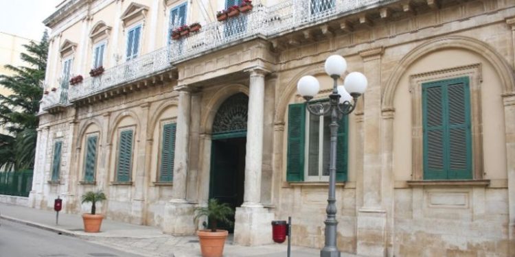 Bitonto ancora in prima linea per l’accoglienza. Il servizio Sprar andrà avanti. Per (almeno) altri sei mesi