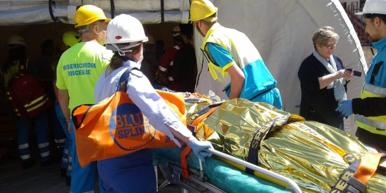 Bitonto Get Out 2018. Evacuato l’IISS “Volta-De Gemmis” per un’esercitazione con la Protezione Civile