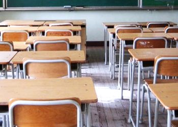 Alla ricerca di una maestra di sostegno. I genitori di Giuseppe denunciano l’ufficio scolastico provinciale, scuola e Comune