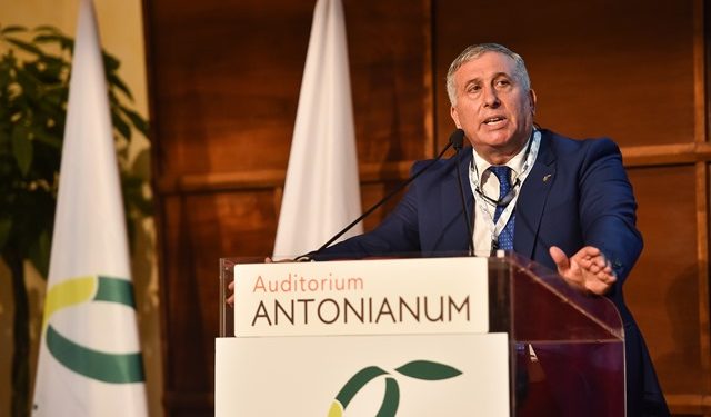 L’olio extravergine d’oliva italiano combatte i tumori intestinali, Sicolo: “Scoperta straordinaria, adesso si rilanci la produzione”