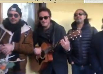Salvini citofona agli spacciatori e la Rimbamband lo canzona così: geniali