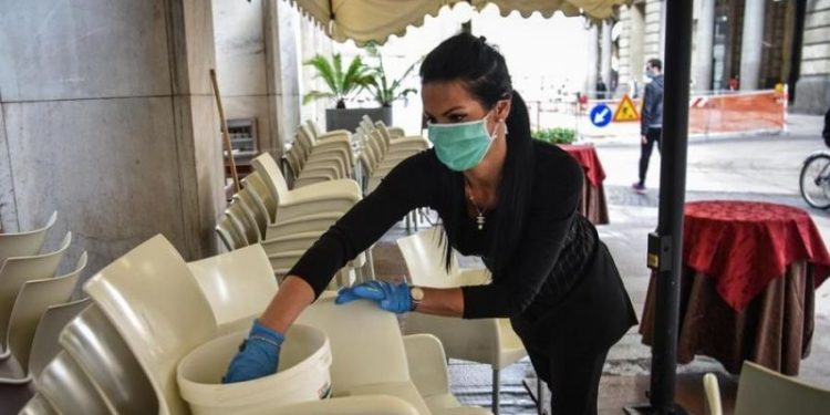 Dopo la quarantena, l’Italia riparte. Ecco cosa riapre e cosa no