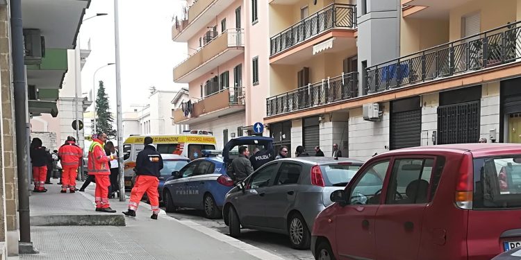 Ultim’ora. Cadavere di un anziano ritrovato in un appartamento in via Crocifisso