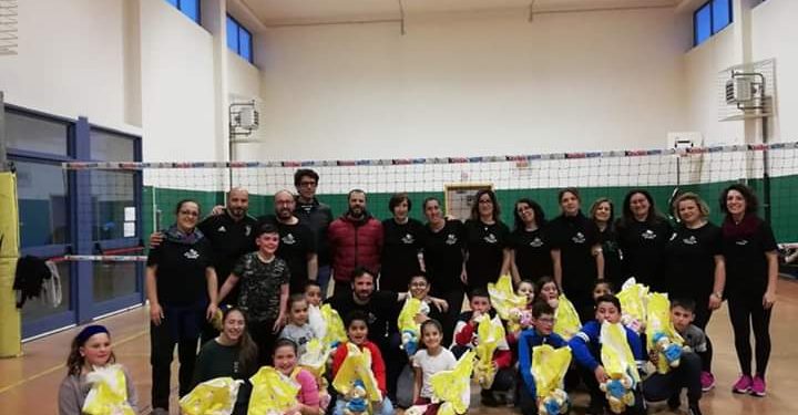 L’ASD Volley & Fun Bitonto regala sport, sorrisi e dolcezza ai bambini de “Lo Scrigno dei Talenti”
