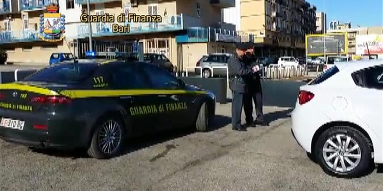 La Finanza sequestra beni per 1,8 milioni di euro ad un 41enne bitontino