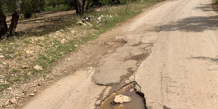 Voragini in via Cela, FI Bitonto: “Strada a tratti impraticabile, abbandonata dall’amministrazione Abbaticchio”